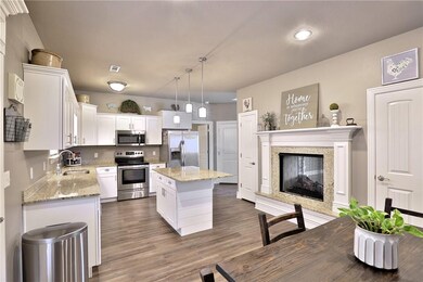 461 Captain Marshal St, Prairie Grove, AR 72753 - photo 6