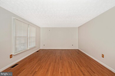 214 Cramer Ave, Walkersville, MD 21793 - photo 6