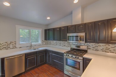Kitchen 11