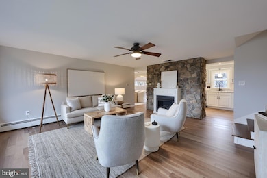 1863 Harrington Dr, Lancaster, PA 17601 - photo 4