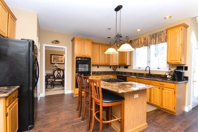 8 Dover Cir, Franklin, MA 02038 - photo 4