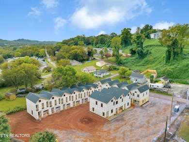 2604 Sevier Ave unit 106, Knoxville, TN 37920 - photo 6