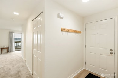 1725 W Sunn Fjord Ln unit J205, Bremerton, WA 98312 - photo 3