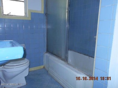 2419 Broward Rd, Jacksonville, FL 32218 - photo 7