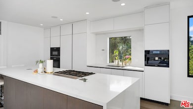 2021 Davies Way, Los Angeles, CA 90046 - photo 7