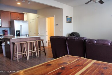 Dining to kitchen
