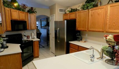 724 E Gary Dr, Chandler, AZ 85225 - photo 4