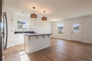 852 Wolf Run Park Blvd, Jeffersonville, IN 47130 - photo 4