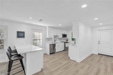 271 Broad Ave S unit 203, Naples, FL 34102 - photo 6