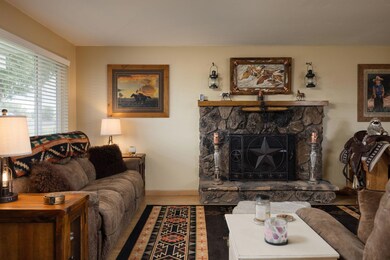 4675 Northwest Way, Redmond, OR 97756 - photo 6