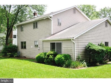 213 Lamp Post Ln, Cherry Hill, NJ 08003 - photo 2