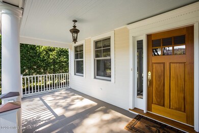 036-Deck-4869129-small