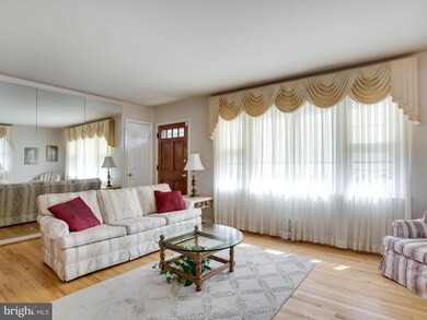 6022 Belwood St, District Heights, MD 20747 - photo 7