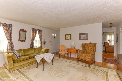 69 Ellis Cir, Yarmouth Port, MA 02675 - photo 5