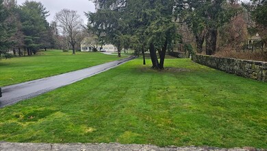 154 Elm St, North Easton, MA 02356 - photo 3