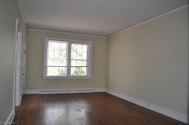 202 N Hawthorne Rd unit 2, Winston Salem, NC 27104 - photo 6