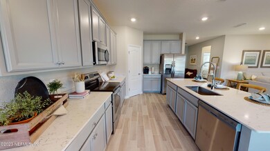 257 Lake Sinclair St, Saint Augustine, FL 32084 - photo 6