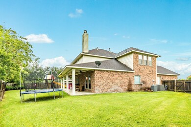 1806 Autumn Pond Cir, Alvin, TX 77511 - photo 5