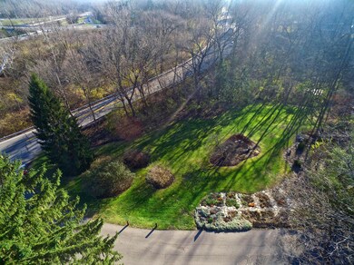 6335 Plesenton Dr, Worthington, OH 43085 - photo 2