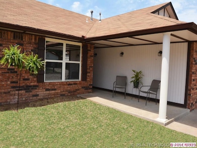 1204 S 33rd St, Broken Arrow, OK 74014 - photo 3