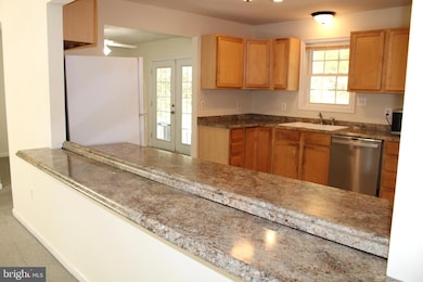 17651 Washington St, Dumfries, VA 22026 - photo 7