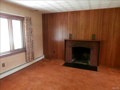 2639 Welshtown Rd, Slatington, PA 18080 - photo 6