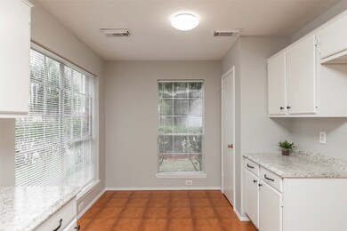 8803 Woodcamp Dr, Houston, TX 77088 - photo 7