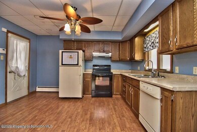 612 Dean St, Scranton, PA 18509 - photo 5