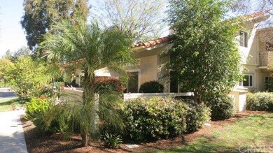 817 Via Alhambra unit D, Laguna Woods, CA 92637 - photo 2