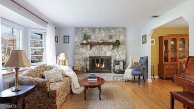 1148 Tanglewood Ln, Scotch Plains, NJ 07076 - photo 7