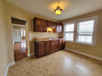 124 Woodruff Ave, Medford, MA 02155 - photo 2