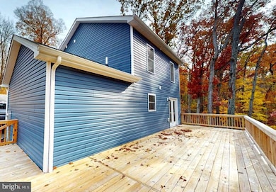 131 Chrissys Cir, Harpers Ferry, WV 25425 - photo 4