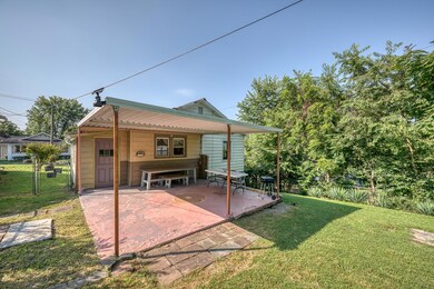 1113 Arlington Ave 7