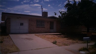 547 Riverview Cir, El Paso, TX 79915 - photo 2