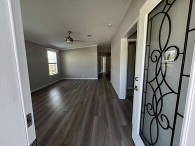 146 Lakeview Dr unit 674, Leesburg, FL 34788 - photo 5