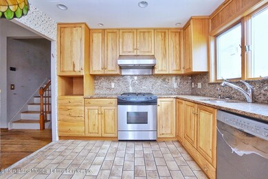 70 Cranford Ave unit A, Staten Island, NY 10306 - photo 4