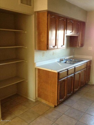 Kitchen Unit 1