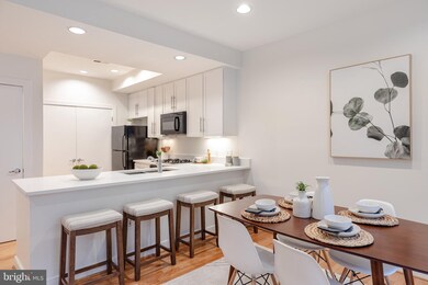 2363 Champlain St NW unit A, Washington, DC 20009 - photo 5