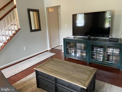 24975 Coats Square, Aldie, VA 20105 - photo 4