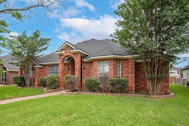 6101 Hawkeye Rd, Rowlett, TX 75089 - photo 2