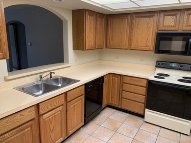 6415 Elm St unit 3B, Morton Grove, IL 60053 - photo 7