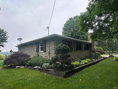 32131 State Road 2, New Carlisle, IN 46552 - photo 2