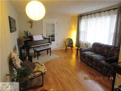 2801 Chatham Rd, Lansing, MI 48910 - photo 2