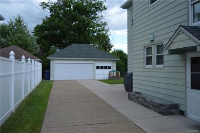 3783 McKoon Ave, Niagara Falls, NY 14305 - photo 6