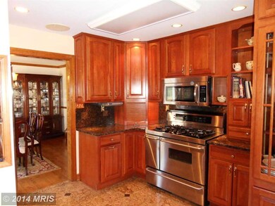 9020 Billingsley Rd, White Plains, MD 20695 - photo 4