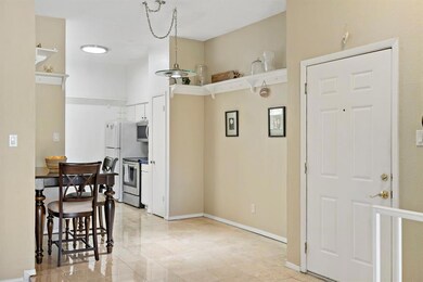 6081 Milton St unit 241I, Dallas, TX 75206 - photo 3