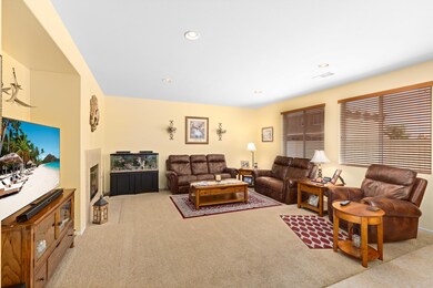 2213 Avenida Del Mar Lancaster -23