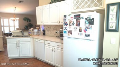 300 Hartford Ct, Spring Hill, FL 34609 - photo 7