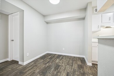 3800 Sherwood Ln unit 132, Houston, TX 77092 - photo 4