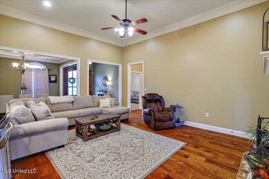 06-407 Julee Cir